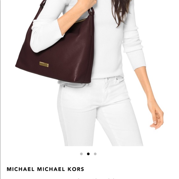 Michael Kors Large Leather Shoulder Bag - Picture 2 of 4